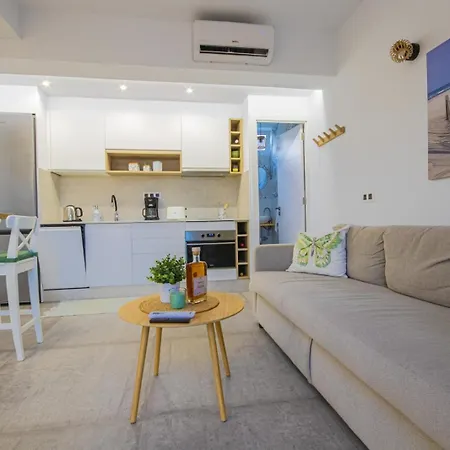 Capri Esencia 31 Apartment