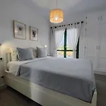 Capri Esencia 31 דירה